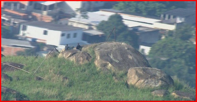 Operação da PM em comunidades da Zona Oeste tem três mortos e dois feridos