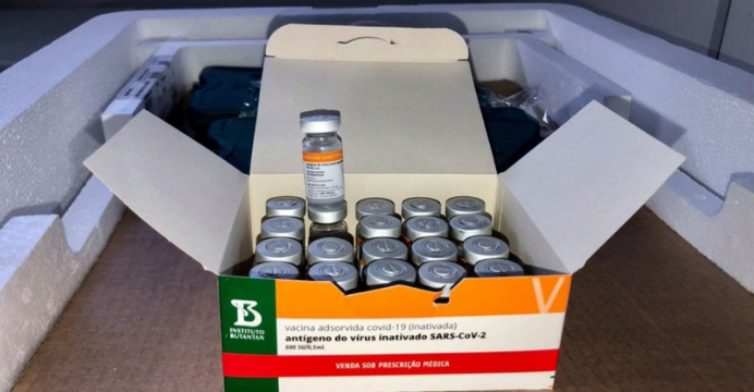 Bahia recebe nova remessa de vacinas contra Covid-19