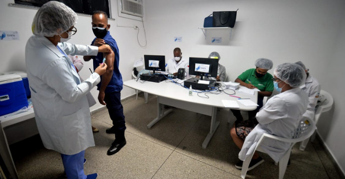 Vacinação para novos públicos começa nesta segunda-feira (29)