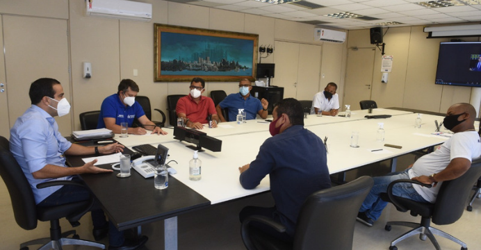 Prefeito recebe trabalhadores da CSN e diz que vai garantir o maior número possível de empregos   