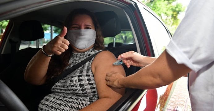 Confira pontos de aplicação da 2ª dose das vacinas contra Covid-19 em Salvador nesta sexta-feira