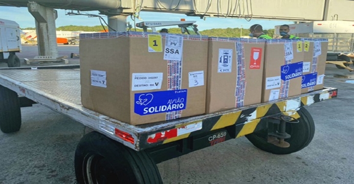 Desembarca em Salvador novo lote com mais de 86 mil doses da vacina Coronavac