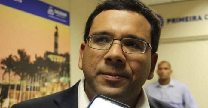 Thiago Dantas quebra silêncio sobre possibilidade de assumir secretaria de Educação em Salvador