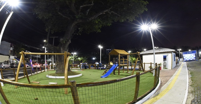 Prefeitura alcança marca de 372 praças entregues nos últimos dois anos