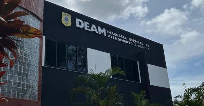 Mulher pula de carro para fugir de tentativa de abuso por motorista de app em Salvador