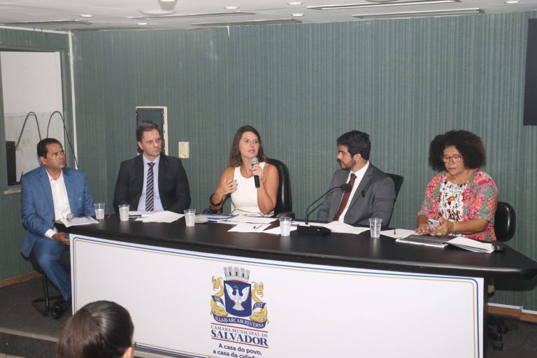 Salvador encerra 2023 com superávit de R$ 2,1 bilhões e aumenta investimentos em educação, saúde e urbanismo