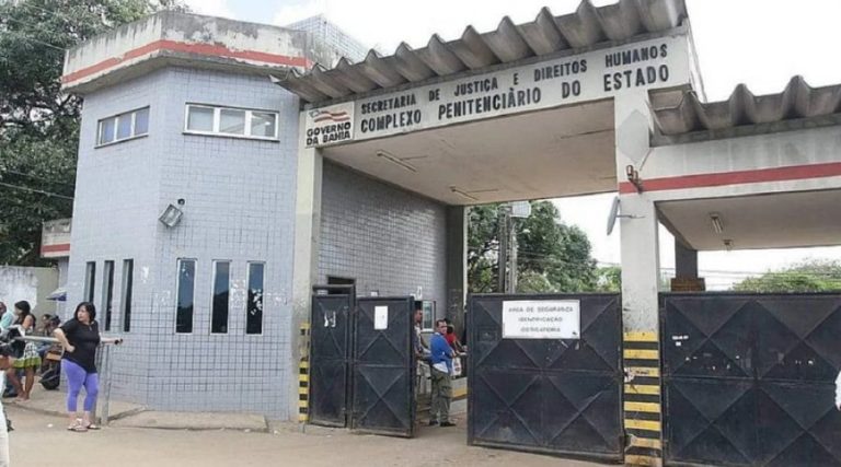 Detentos envolvidos em motim são transferidos para presídio em Serrinha