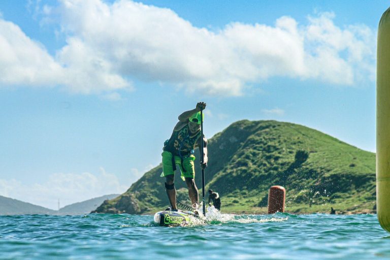 Com apoio da Prefeitura, atleta de Stand Up Paddle de Salvador conquista bronze no Ultimate Paddle Brasil