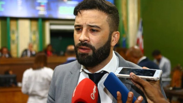 Vereador de Salvador acusado de machismo por colegas faltou a mais da metade das sessões em 2024