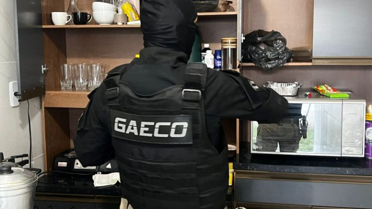 Operação Fantasma: Suspeito de envolvimento em esquema milionário de fraudes bancárias é preso em Feira de Santana