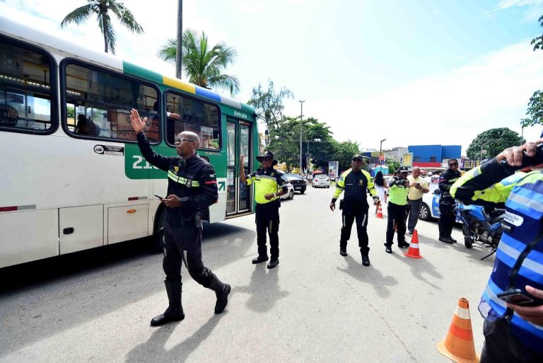 ESQUEMA DE CARNAVAL: Transalvador monta operação especial para atender a folia em diversos bairros