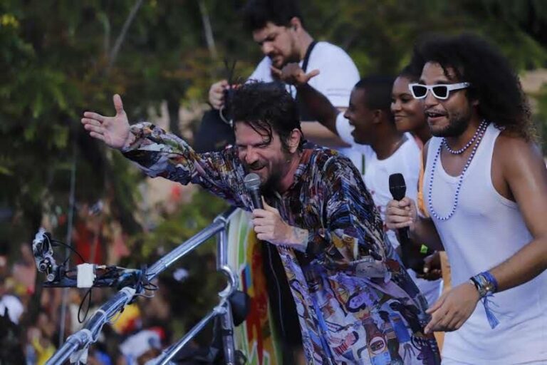 Pipoca de Saulo, Ivete e dono do hit “Resenha do Arrocha” agitam circuitos do Carnaval nesta sexta