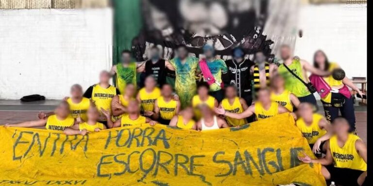 Alunos que fizeram faixa com alusão a estupro são expulsos da faculdade