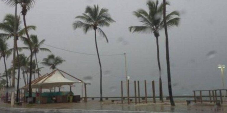 Nova frente fria chega a Salvador nos próximos dias e preocupa