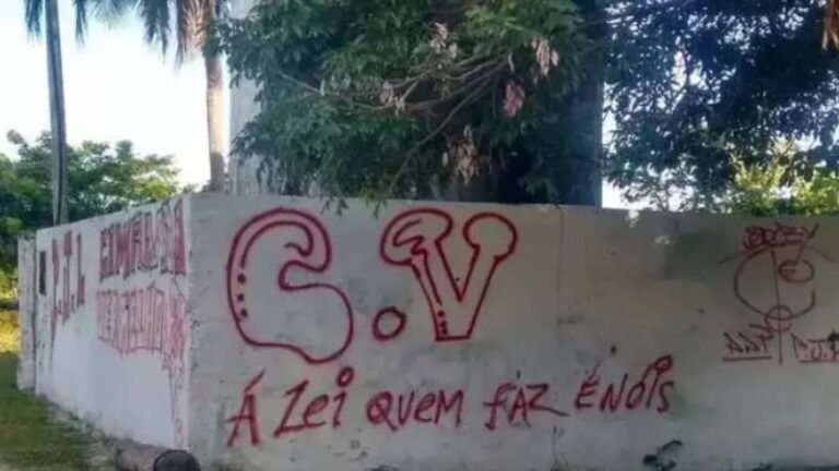 CV Net: Empresas provedoras de internet estariam sendo obrigadas a pagar taxa ao Comando Vermelho; entenda