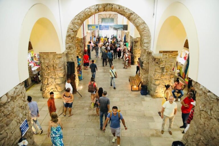 Prefeitura realiza pregão para concessão de box no Mercado Modelo nesta quinta (17)