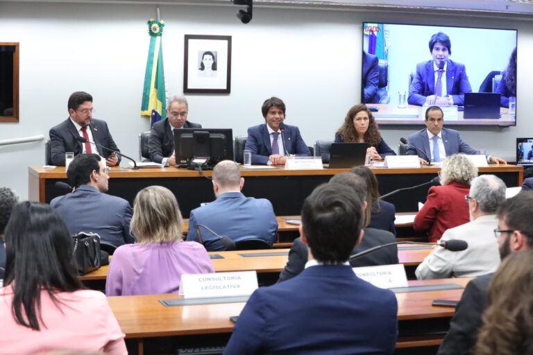 Bruno Reis representa Frente Nacional dos Prefeitos em audiência pública no Congresso sobre a Reforma Administrativa