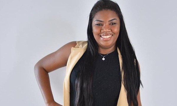 Irmã de Davi Brito presta depoimento em delegacia sobre relação com plataforma de jogos de azar e publicidade enganosa