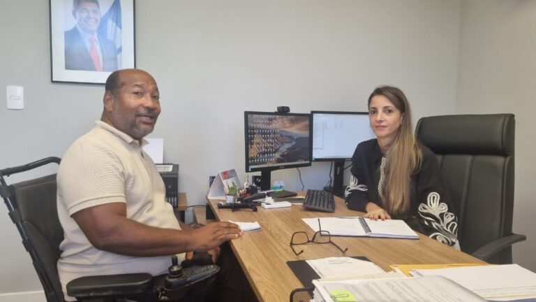 Comunidade busca com a Seinfra barrar suspensão de serviços do ferry boat