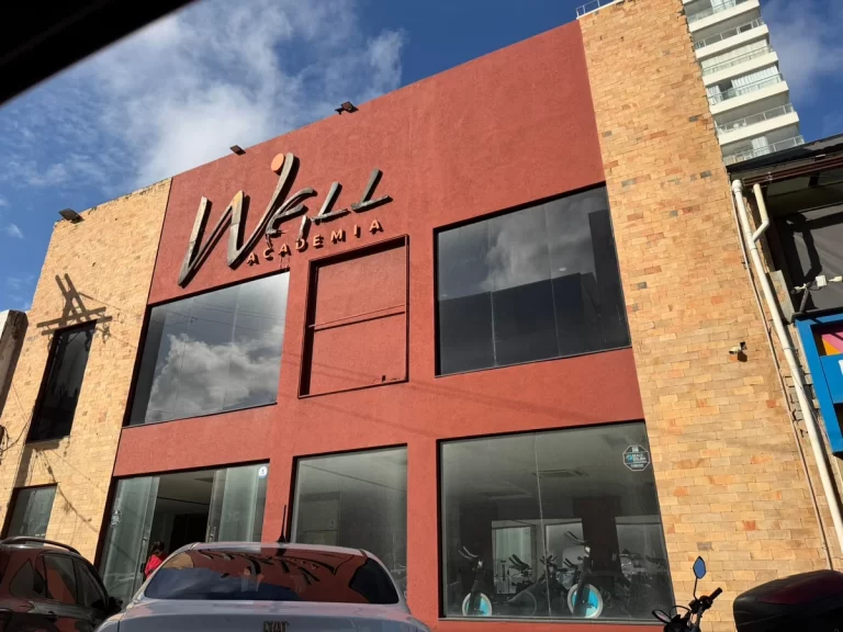 Justiça determina despejo de academia que tem dívida de R$ 600 mil na Pituba