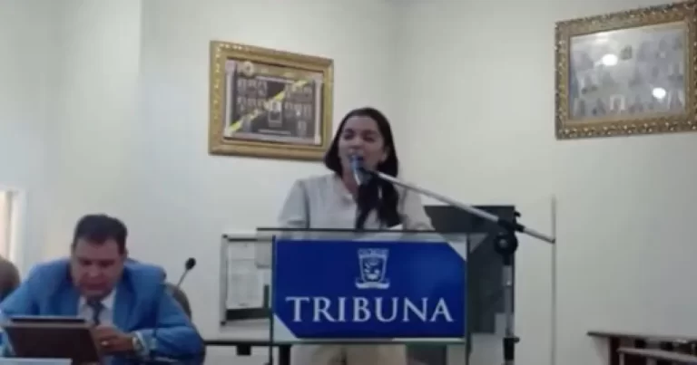 Vereadora revela que realiza viagem Feira x Salvador sem habilitação