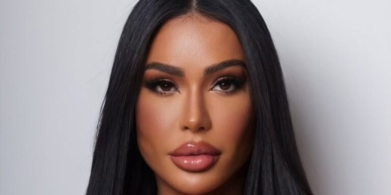 Gracyanne Barbosa tem carro assaltado e fica desolada ao voltar de ensaio para o Carnaval