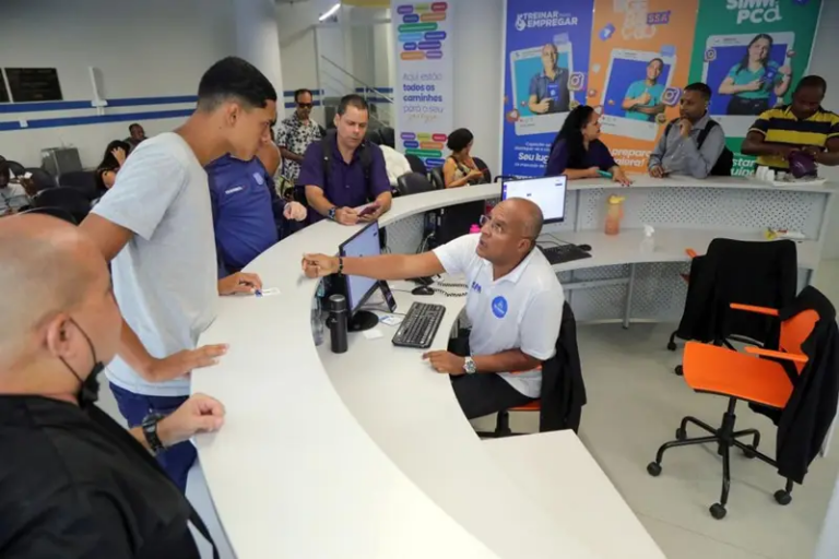Simm abre 619 oportunidades de emprego e estágio em Salvador nesta quarta; veja como se candidatar