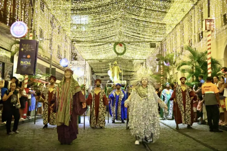Natal Salvador 2025: desfile da Corte Soteropolitana do Menino Jesus encerra temporada neste fim de semana