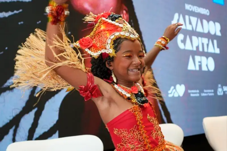 Salvador Capital Afro impulsiona turismo em 2025, atrai quase 1 milhão de visitantes e injeta R$ 2 bilhões na economia