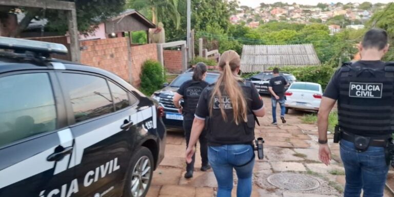 Polícia Civil faz operação contra suspeitos de torturar e cortar os dedos de adolescente