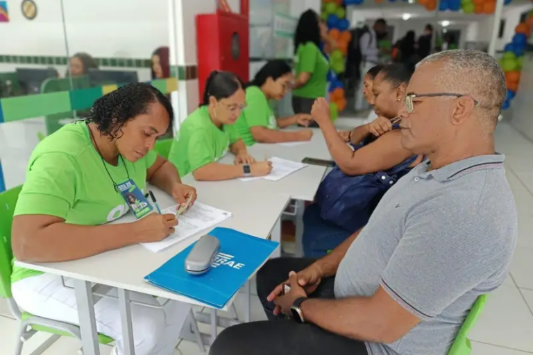 Feira de Empregabilidade em Salvador oferece mais de 100 vagas e serviços gratuitos em Nazaré