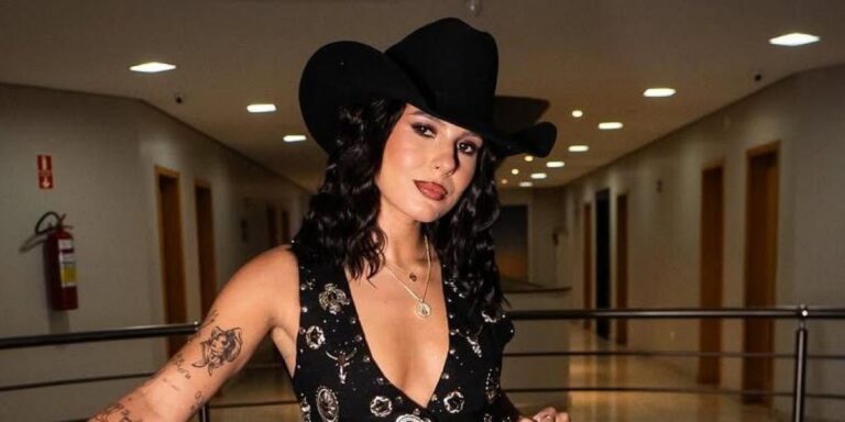 Ana Castela rebate críticas após revelar uso de DIU: “O que tem demais nisso?”