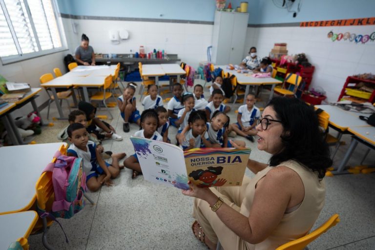 *Concurso para a rede municipal de ensino de Salvador encerra inscrições nesta sexta-feira (7)*